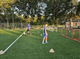 Voetvolleytoernooitje S.K.N.W.K. JO19-1 tijdens de training (18/26)